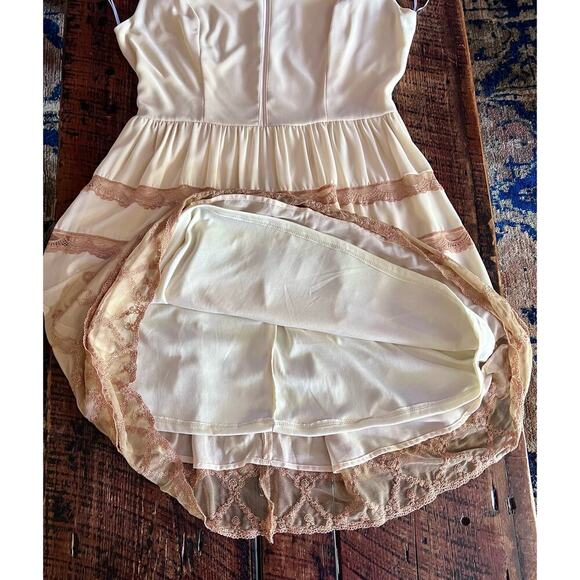 Gibson Latimer Size 8 Womens Tiered Dress Cream Lace Sleeveless-Not For Sale - Picture 17 of 17